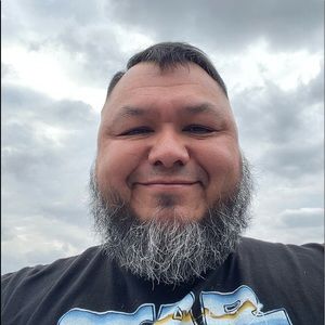 Meet your Posher, Luis